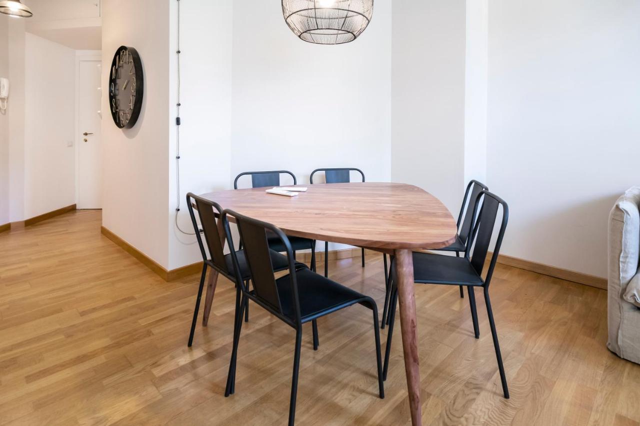 Residenza Cornaggia Apartamento Milão Exterior foto