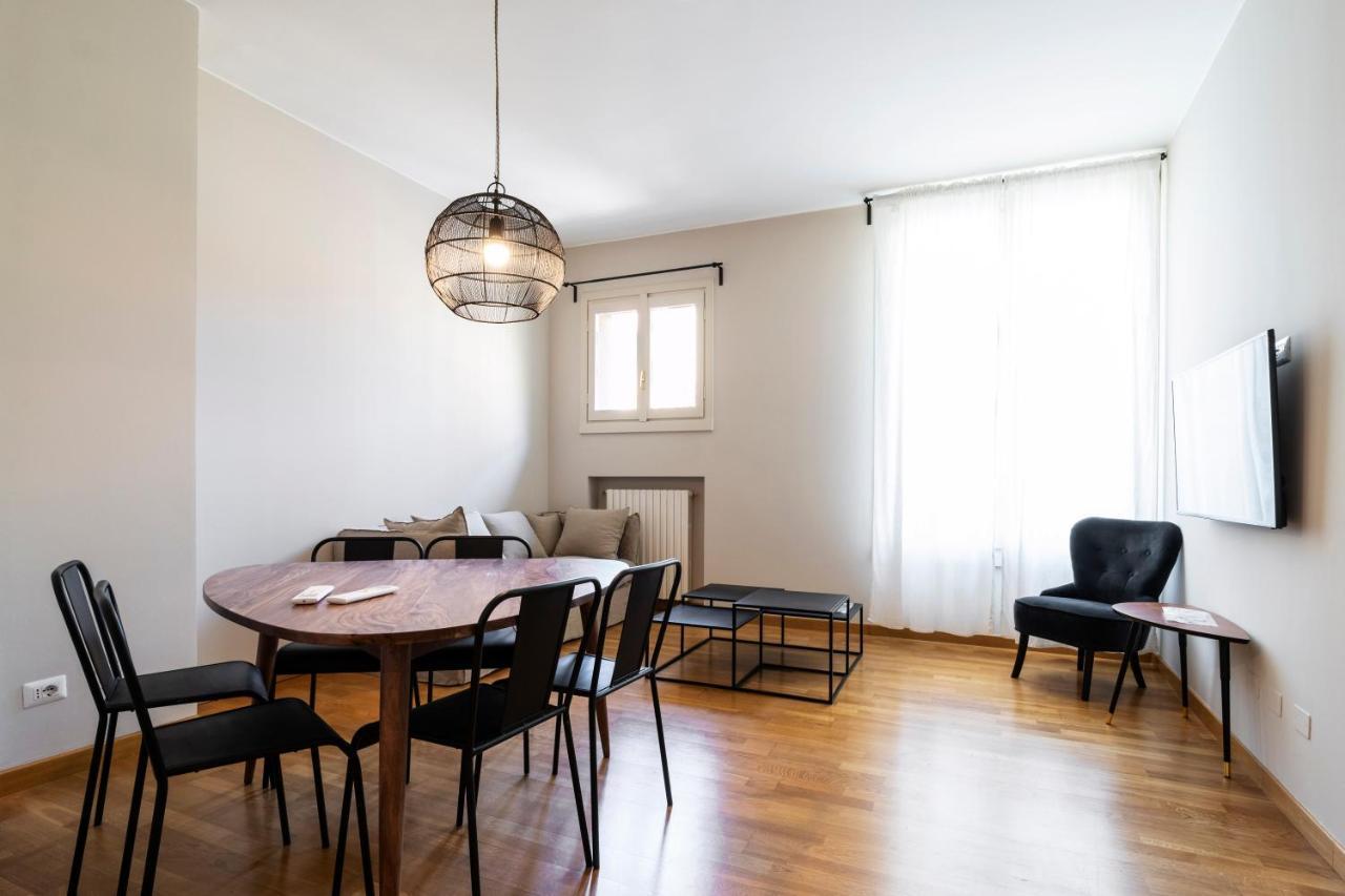Residenza Cornaggia Apartamento Milão Exterior foto