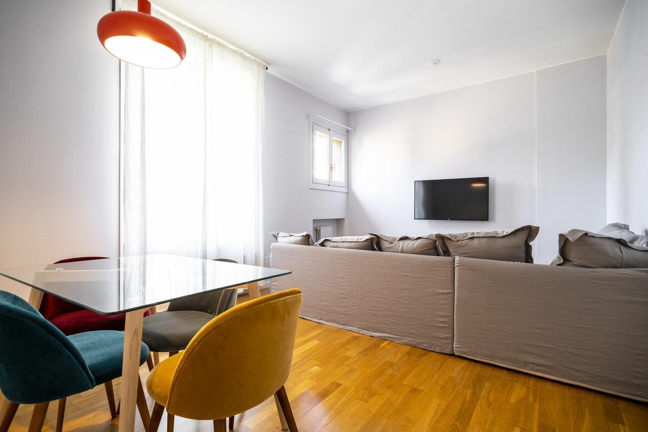 Residenza Cornaggia Apartamento Milão Exterior foto