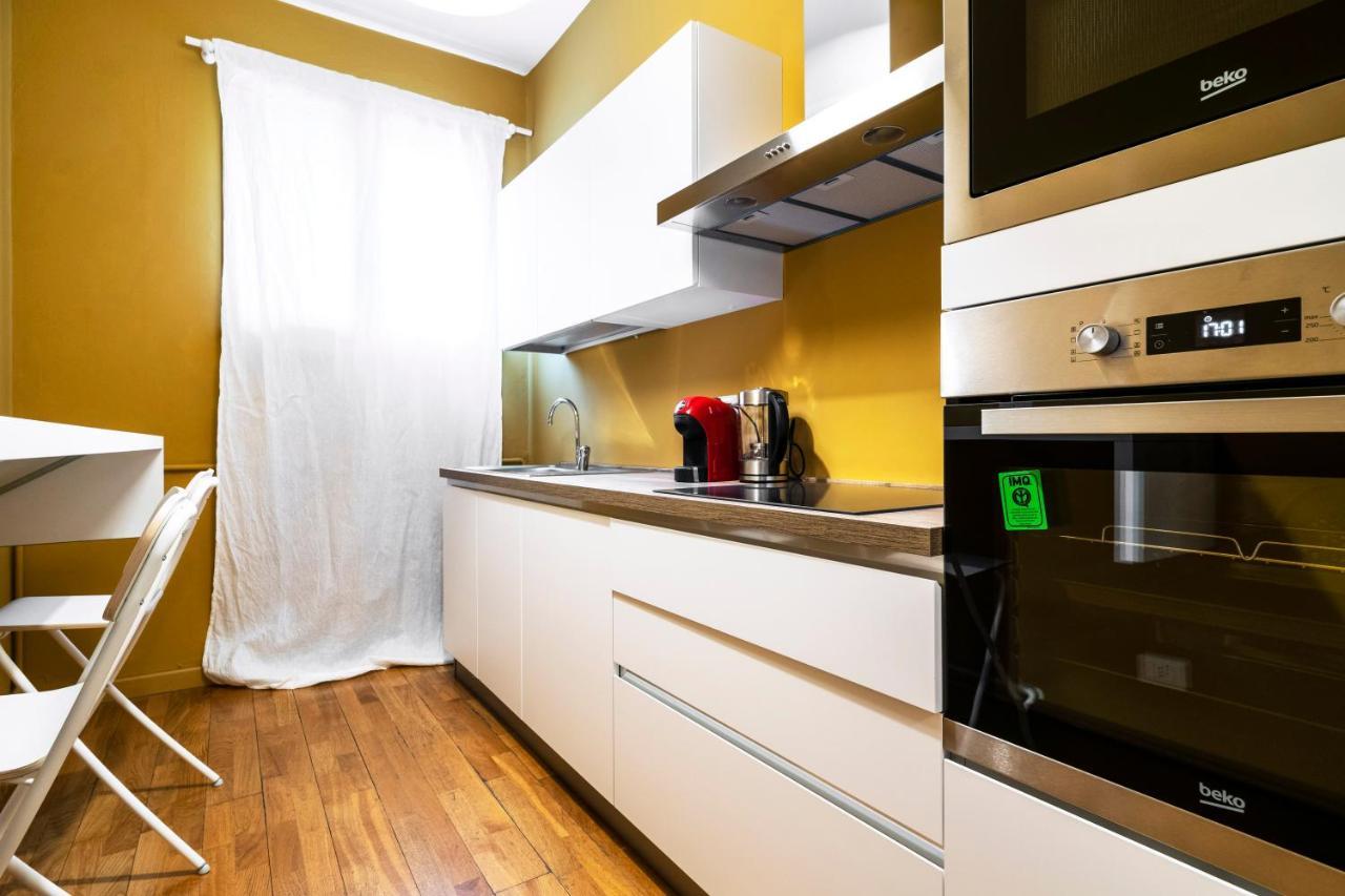 Residenza Cornaggia Apartamento Milão Exterior foto