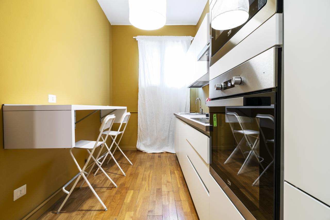 Residenza Cornaggia Apartamento Milão Exterior foto